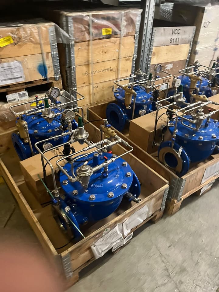 Backfilling over an installed pipe